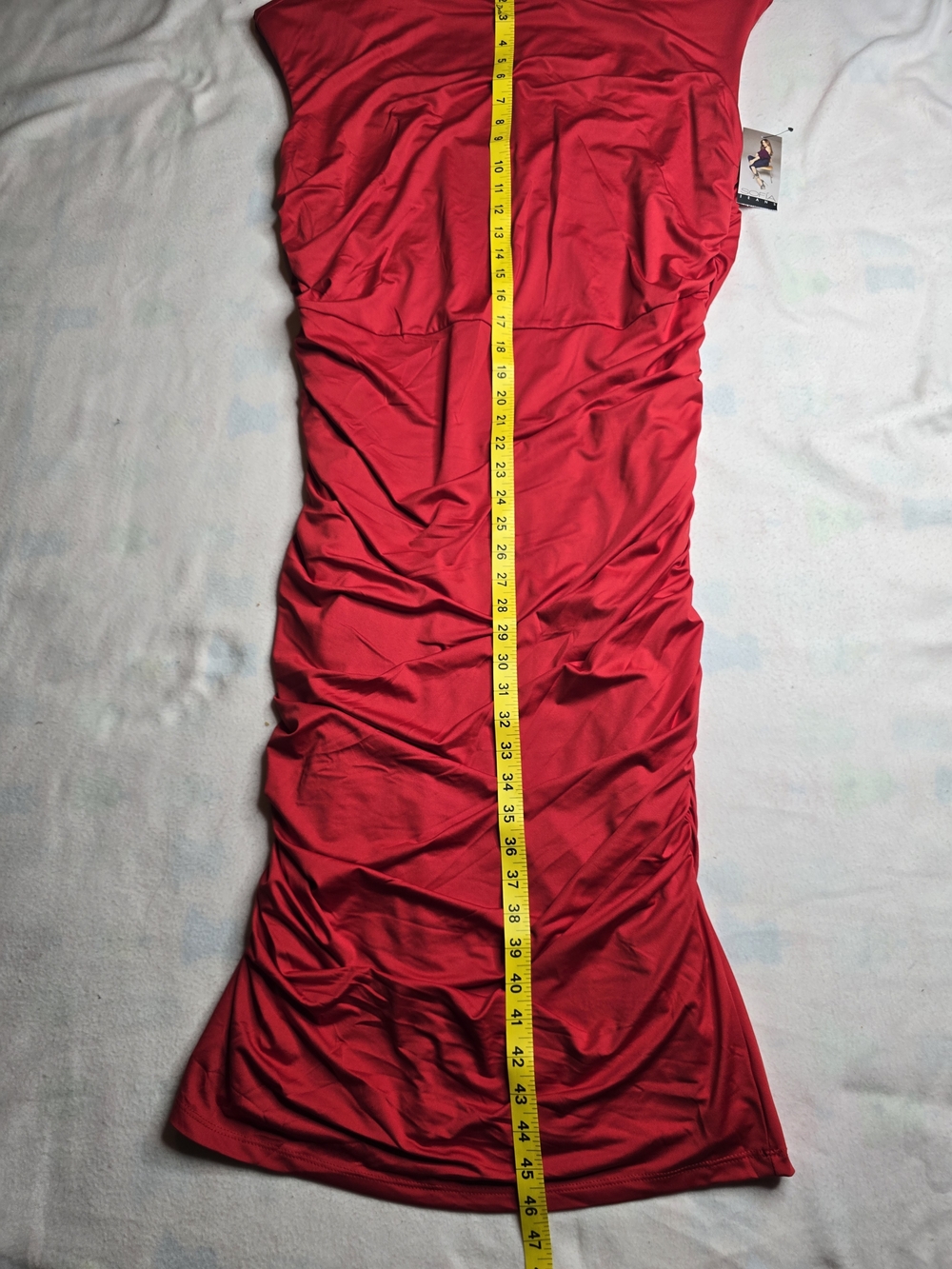 sofia by sofia vergara Red Ruched Scoop-Back Midi Dress - Picture 5 of 7